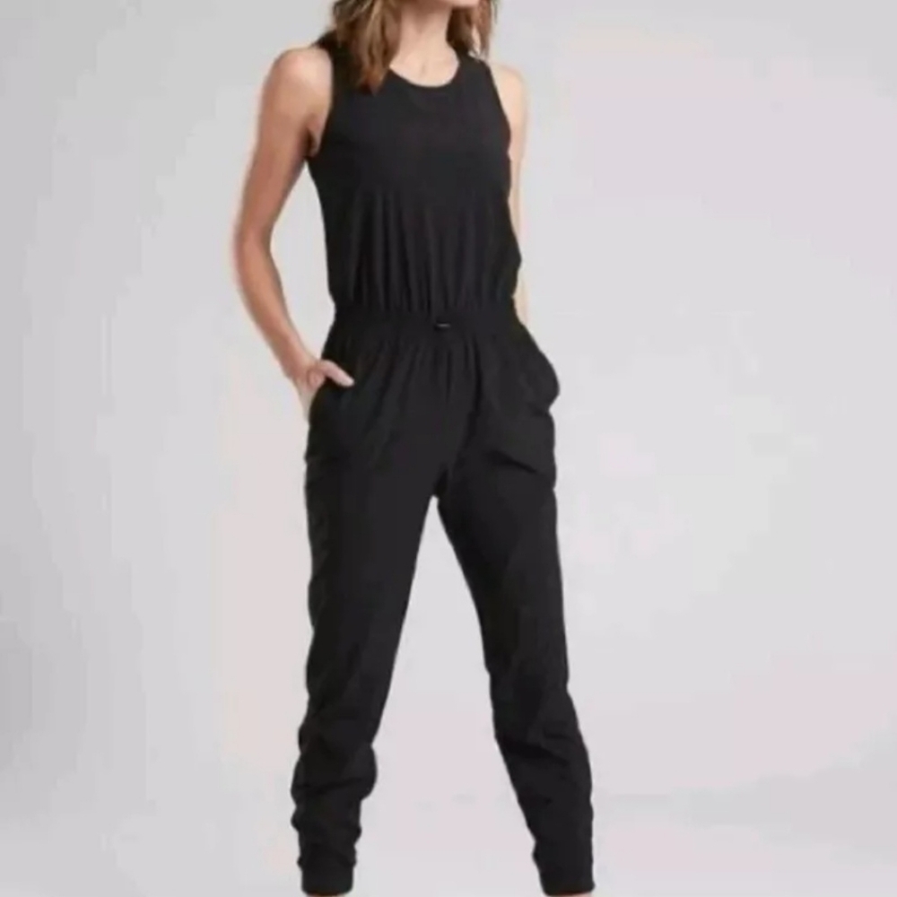 Athleta Black Hillside Romper Jumpsuit Jogger Bottom  Athletic Sporty Size 12